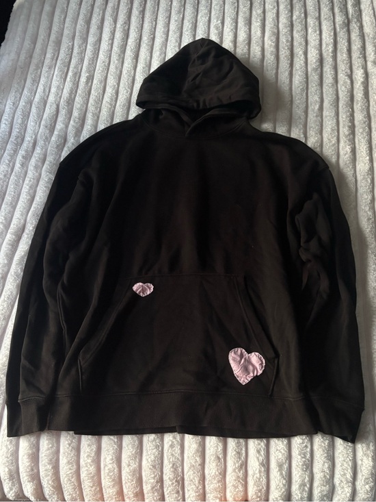 No Boundaries Tops - hoodie with stitched hearts